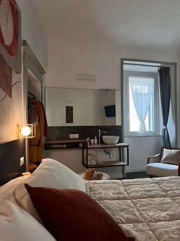 Dimor'A' Rooms Pitigliano 0*,