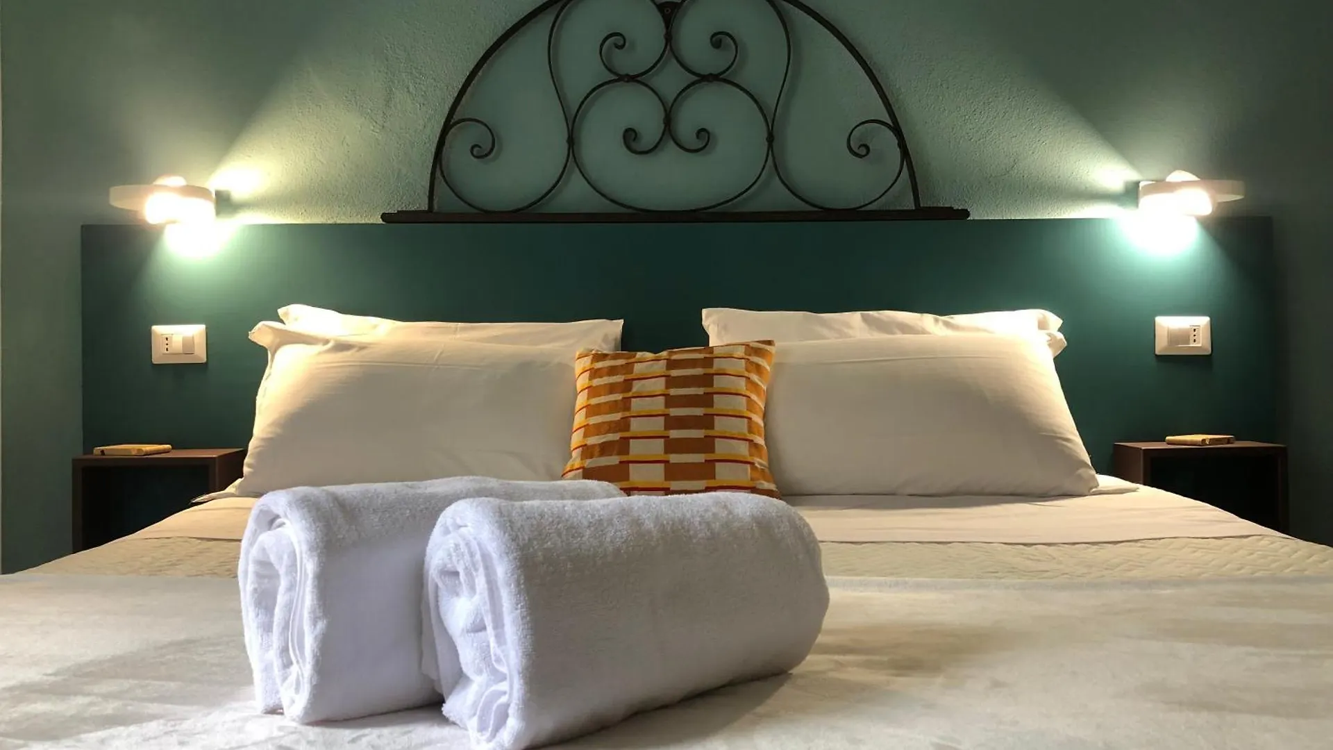 Dimor'A' Rooms Питильяно Италия