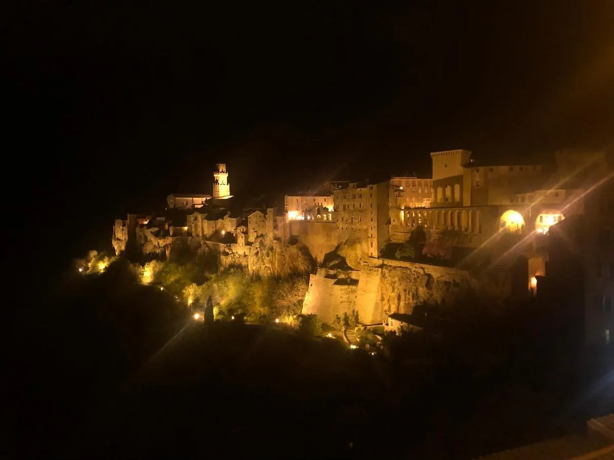 Dimor'A' Rooms Pitigliano 0*,