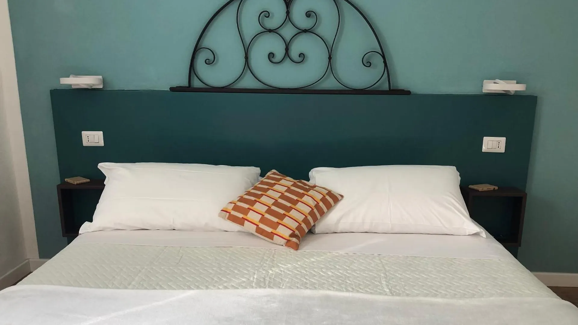 Konukevi Dimor'A' Rooms Pitigliano